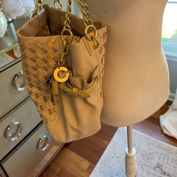 Coach handbag - worn a few times - Picture 2 of 10